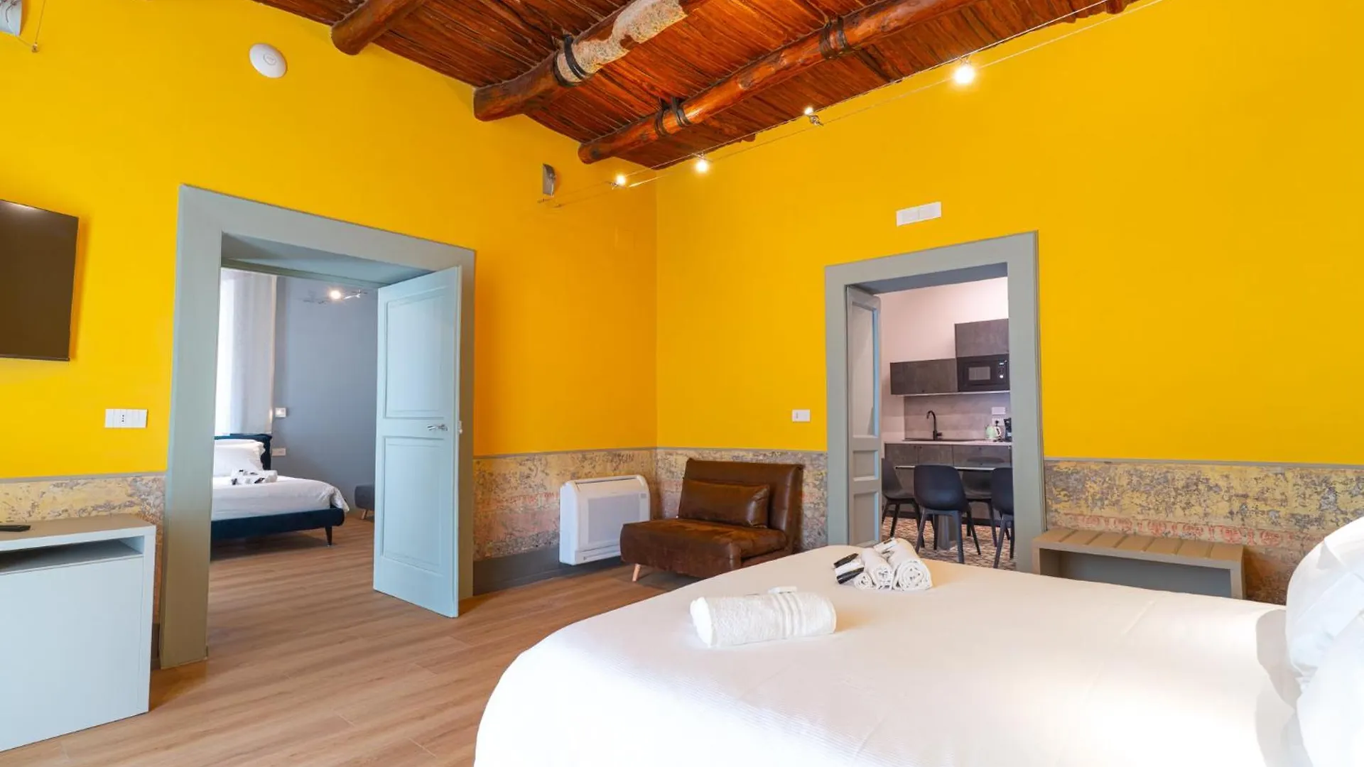 Apartment Il Disinganno - Elegant Historic Residence In The Center Naples
