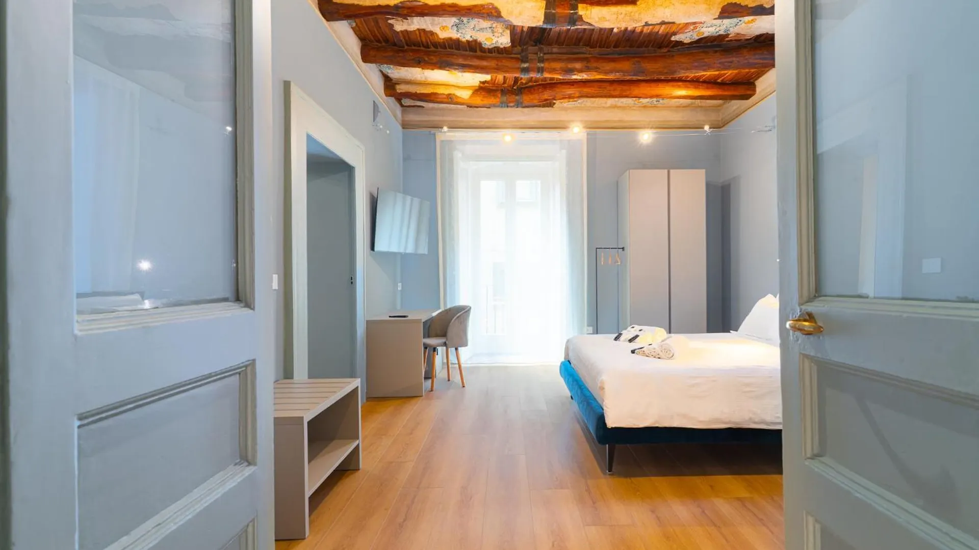Apartment Il Disinganno - Elegant Historic Residence In The Center Naples