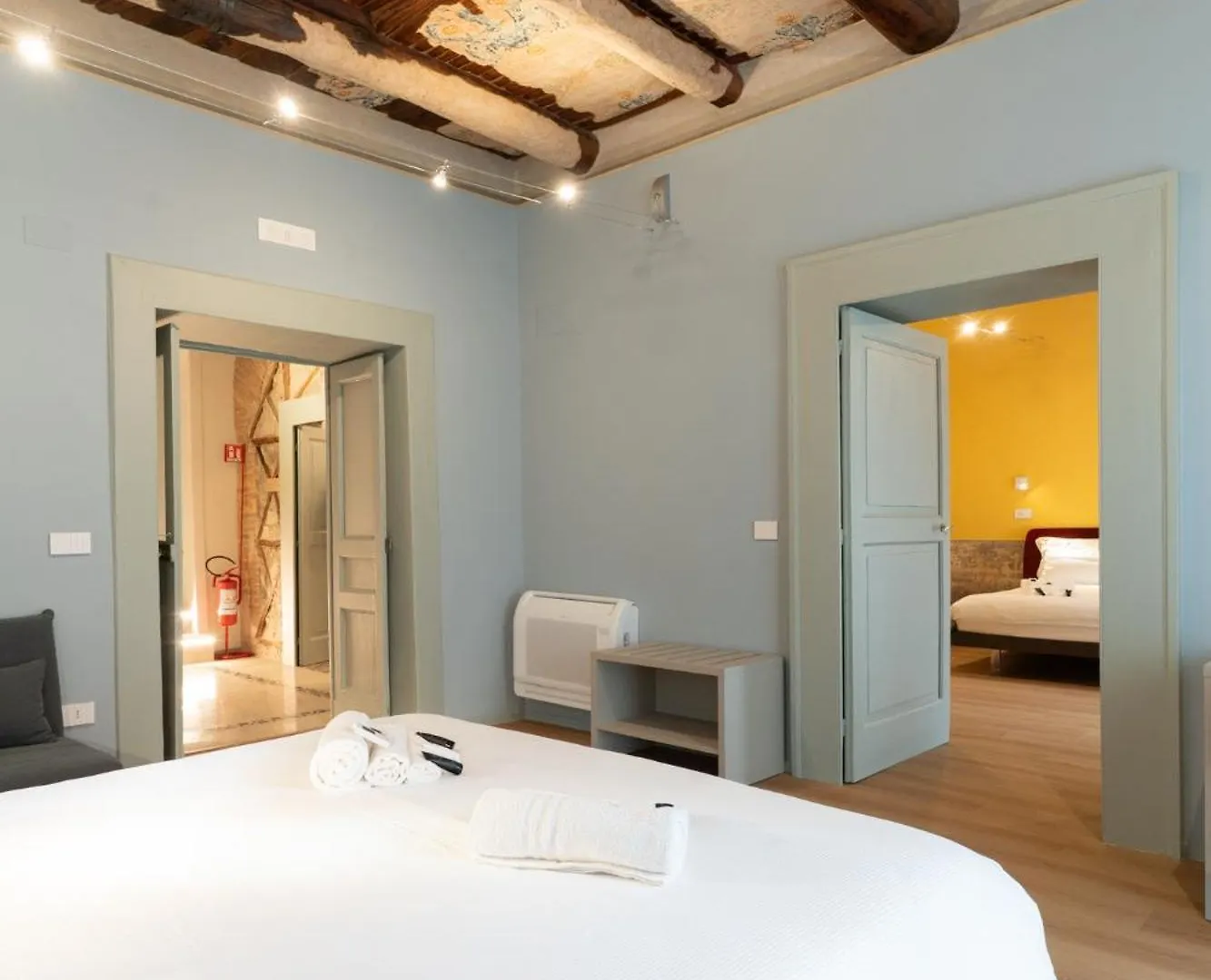 Il Disinganno - Elegant Historic Residence In The Center Naples Italy