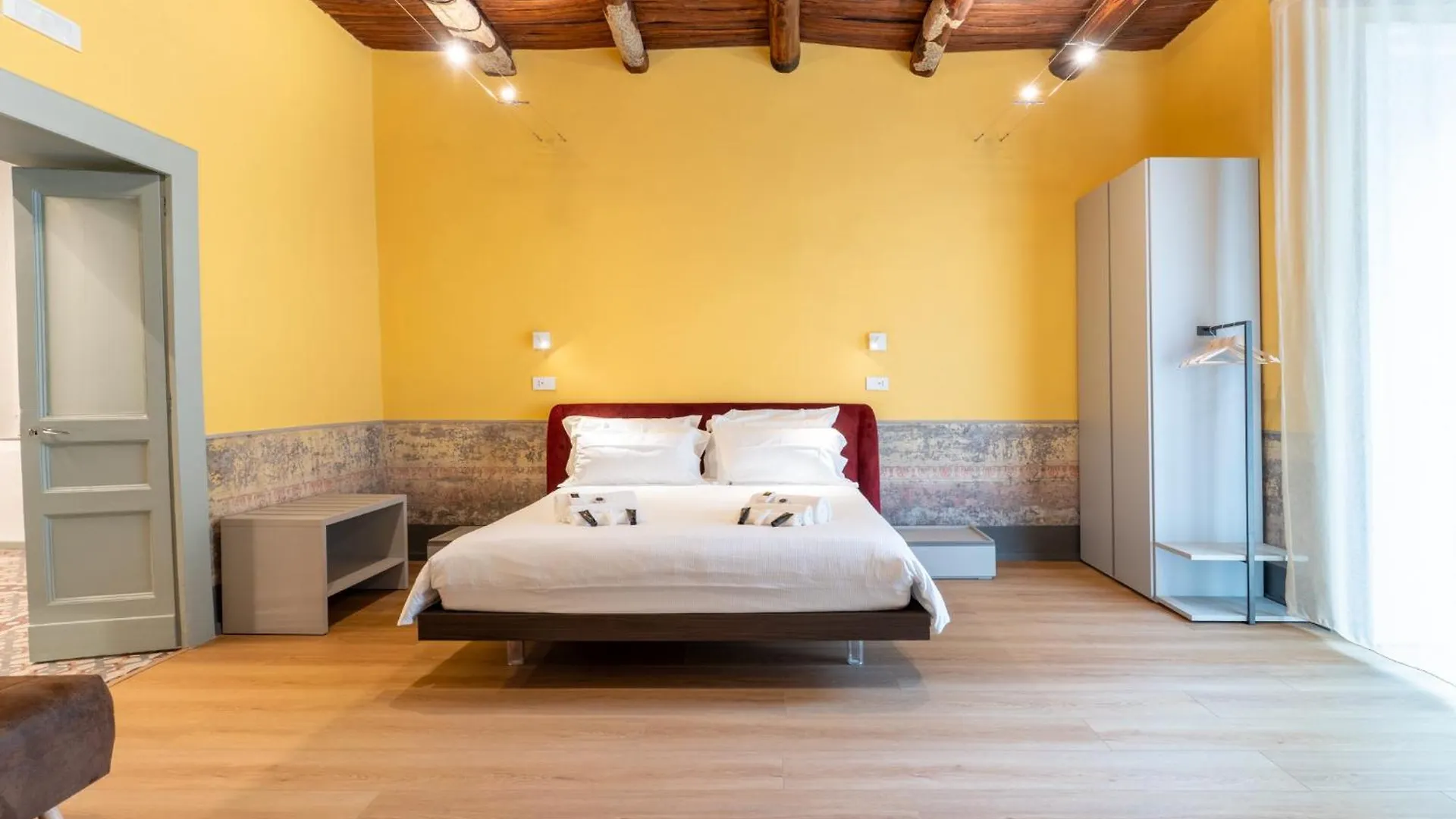 Apartment Il Disinganno - Elegant Historic Residence In The Center Naples