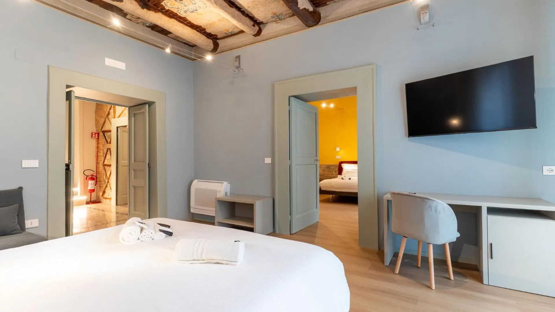 Il Disinganno - Elegant Historic Residence In The Center Naples 0*,  Italy